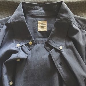 Men’s Old Navy Button Down Long sleeve Shirt